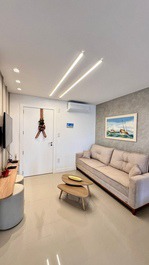 Apartamento em Itapema á 200m da Praia Central, com vista mar!