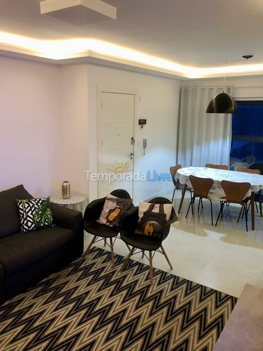 Apartment for vacation rental in Itapema (Meia Praia)