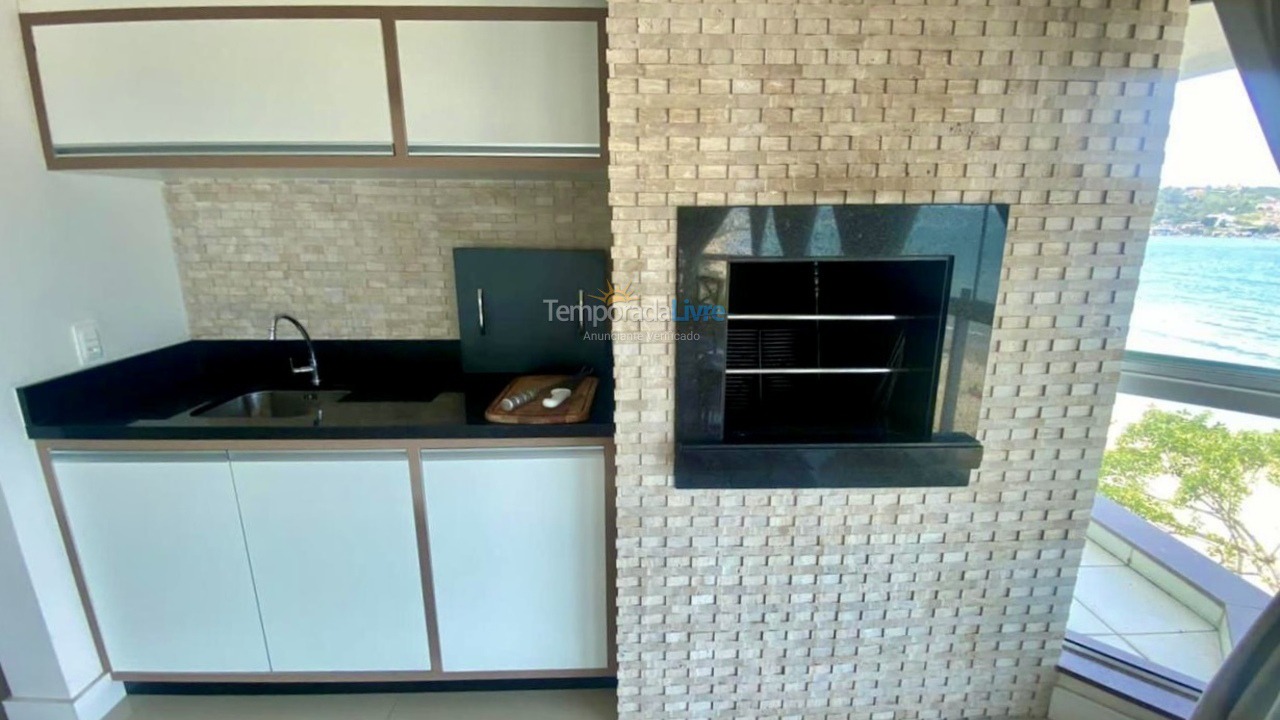 Apartamento para aluguel de temporada em Itapema (Centro)