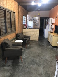 Alugo casa mobiliada nos ingleses