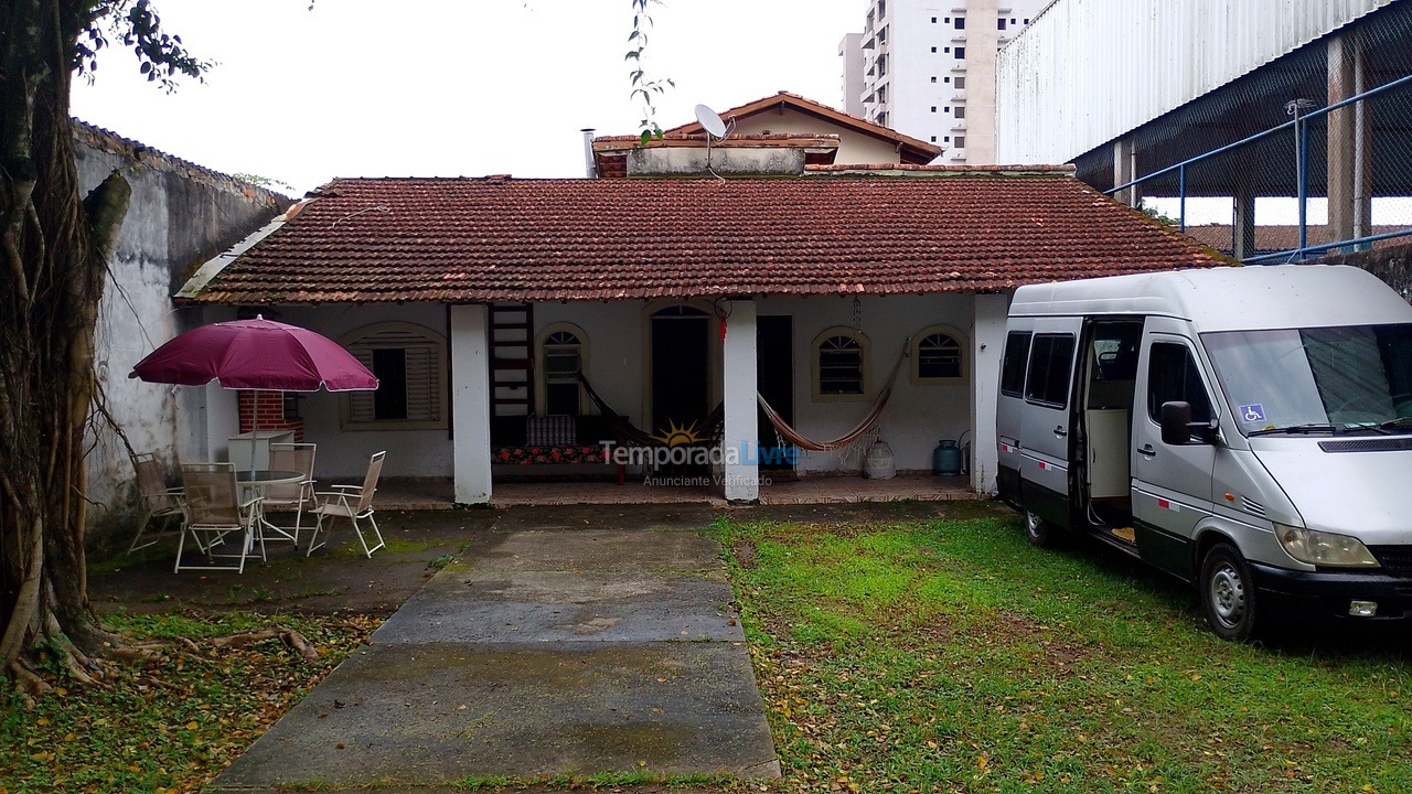 House for vacation rental in Caraguatatuba (Sumare)