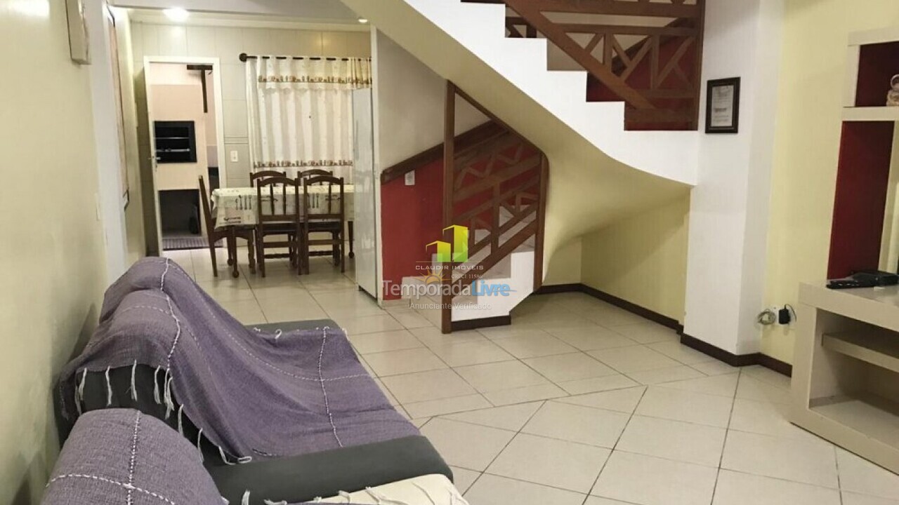 Apartamento para alquiler de vacaciones em Bombinhas (Praia de Bombas)