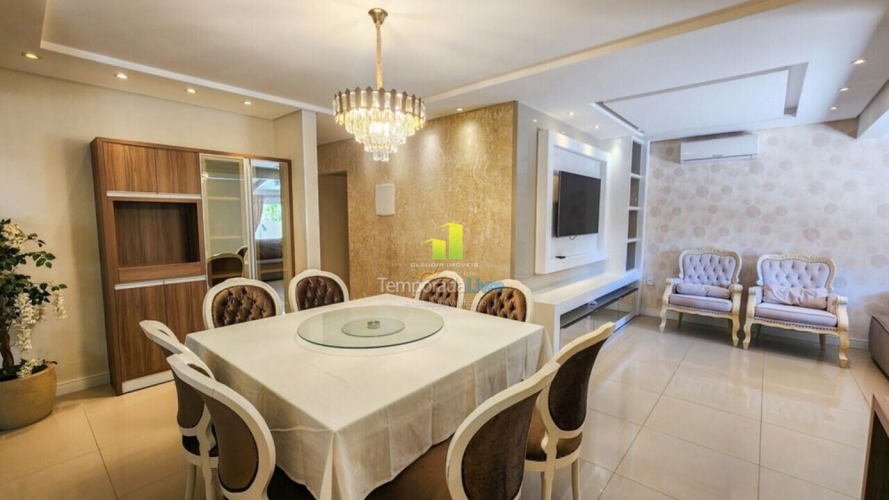 Casa para alquiler de vacaciones em Bombinhas (Praia de Bombas)