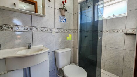 - APARTMENT 04. *1 Suite with double bed and air conditioning...