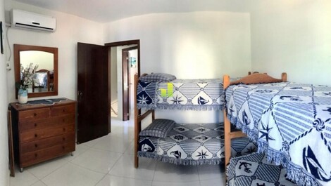 Duplex beachfront apartment with stunning views. Features include...