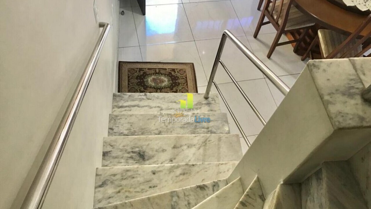 Apartment for vacation rental in Bombinhas (Praia de Bombas)