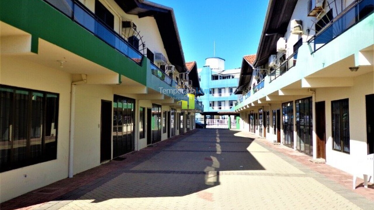 Apartment for vacation rental in Bombinhas (Praia de Bombas)