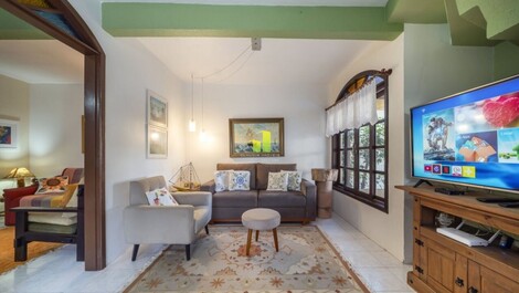 Casa para alugar em Bombinhas - Praia de Bombas