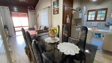 Está linda casa é a certeza de férias perfeita para você e sua...