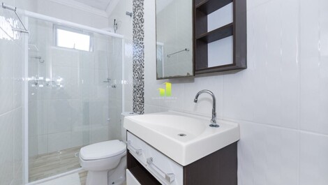 LINDÍSSIMA CASA DE 3 DORMITÓRIOS, NA PRAIA DE BOMBAS....