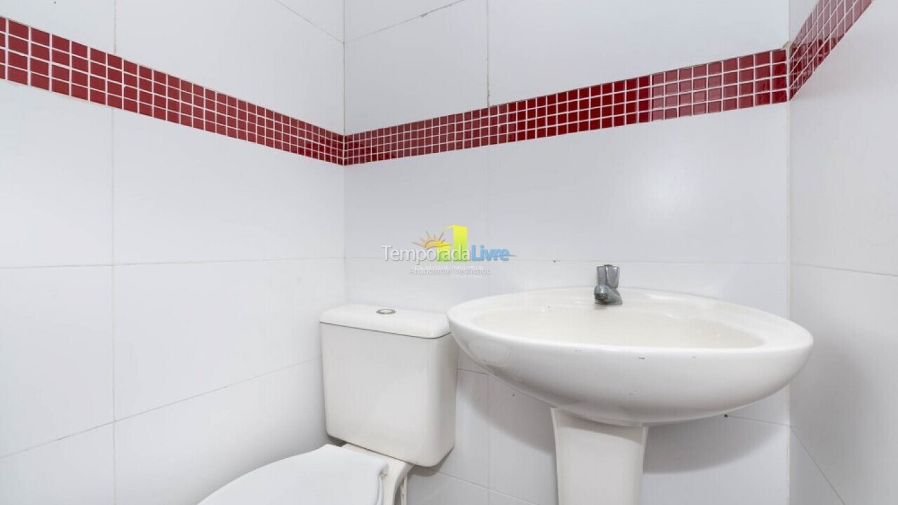 Casa para alquiler de vacaciones em Bombinhas (Praia de Bombas)