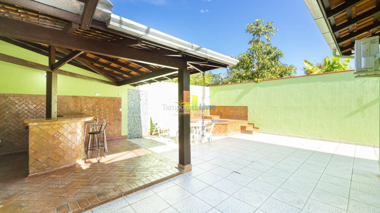 Casa para alquiler de vacaciones em Bombinhas (Praia de Bombas)