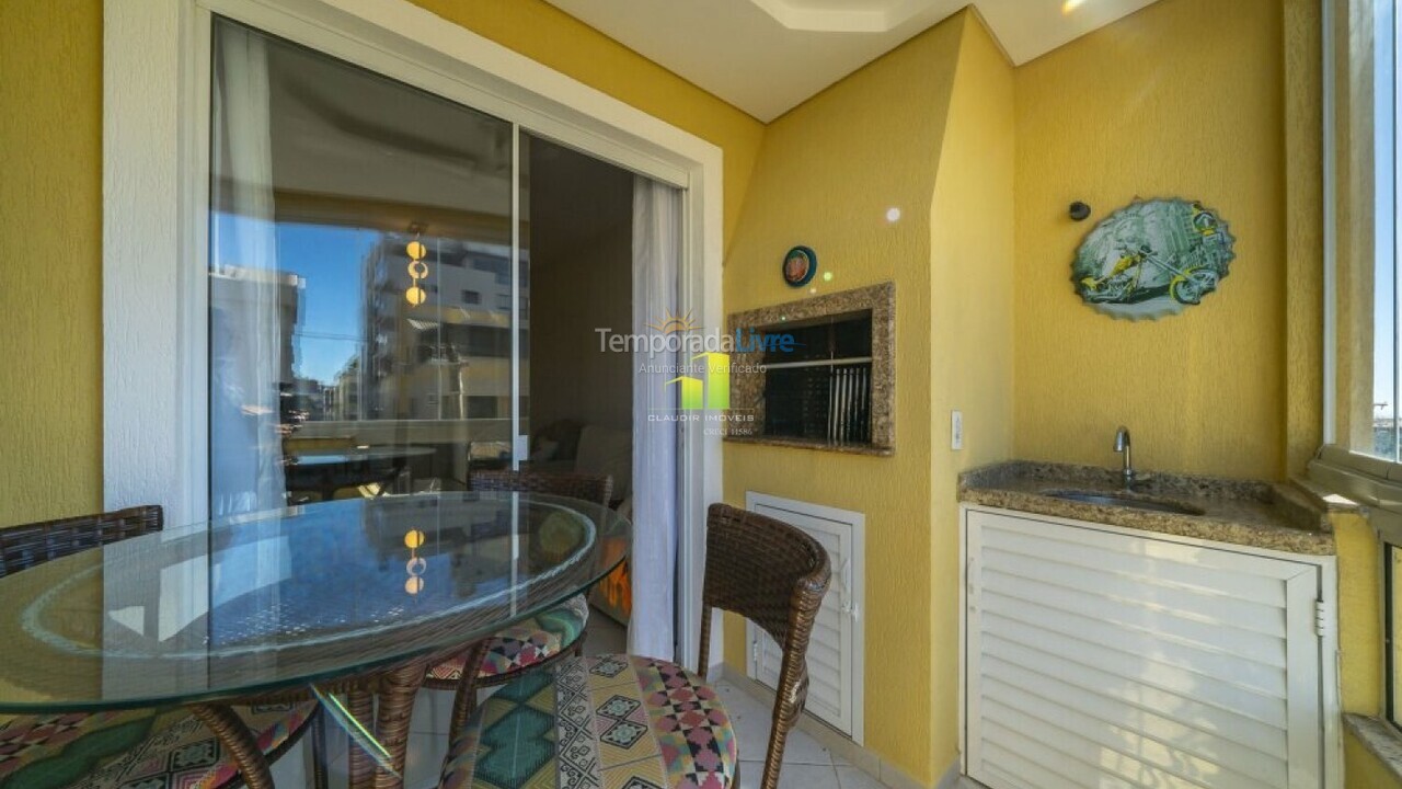 Apartment for vacation rental in Bombinhas (Praia de Bombas)