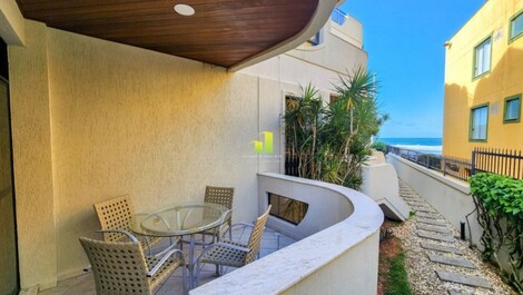 🌊 Fabulous Oceanfront Triplex with Pool - Bombas Beach,...