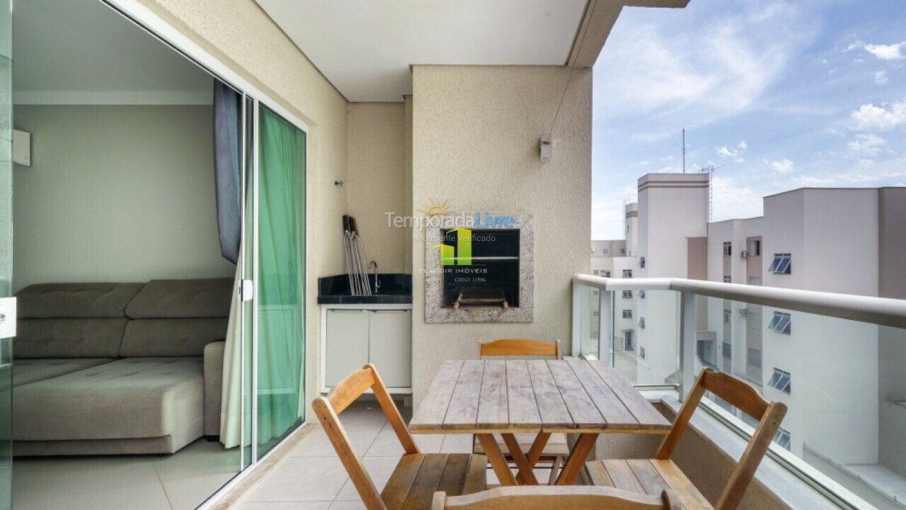 Apartamento para aluguel de temporada em Bombinhas (Praia de Bombas)