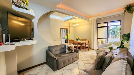 🌊 Fabulous Oceanfront Triplex with Pool - Bombas Beach,...