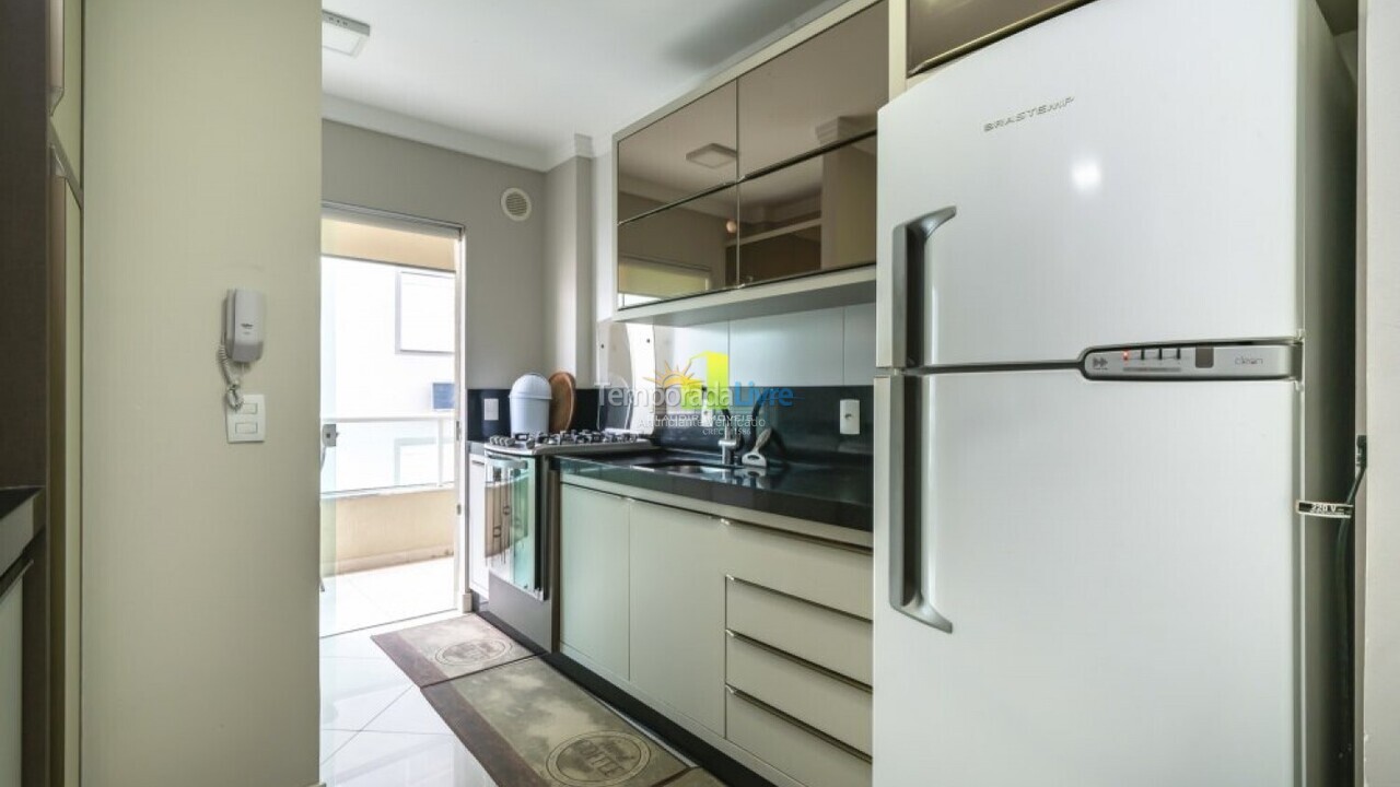 Apartamento para aluguel de temporada em Bombinhas (Praia de Bombas)