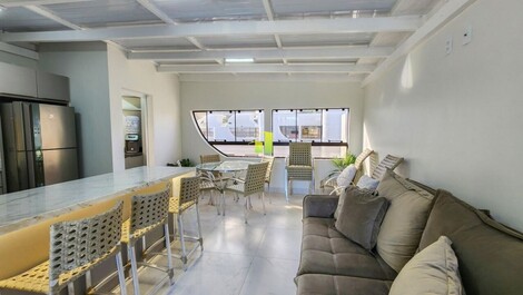 🌊 Fabulous Oceanfront Triplex with Pool - Bombas Beach,...