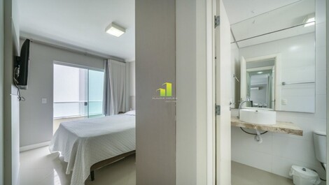 Lindo apartamento com ótima localização na avenida principal da...