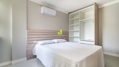 Lindo apartamento com ótima localização na avenida principal da...