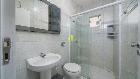 Beautiful 2-bedroom apartment near the sea on Praia de...