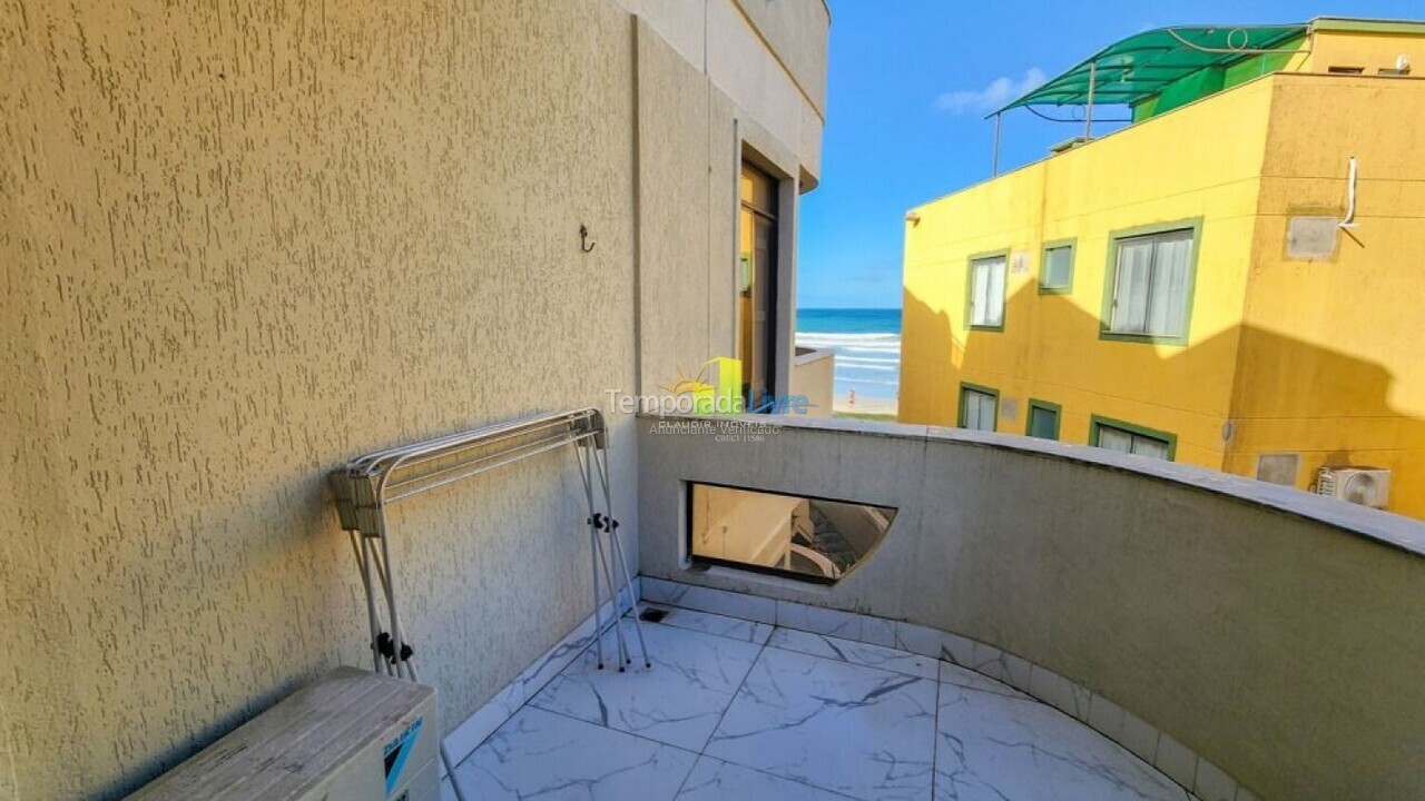 Apartment for vacation rental in Bombinhas (Praia de Bombas)