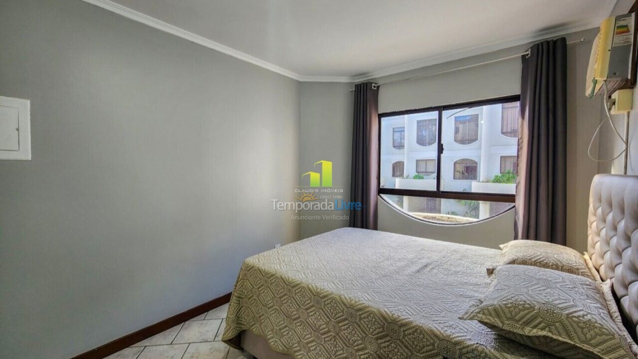 Apartment for vacation rental in Bombinhas (Praia de Bombas)