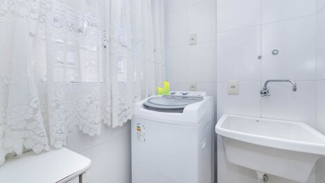 Características : 1 suíte com cama de casal e ar condicionado; 1...