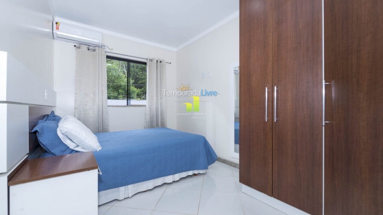 Casa para alquiler de vacaciones em Bombinhas (Praia de Bombas)