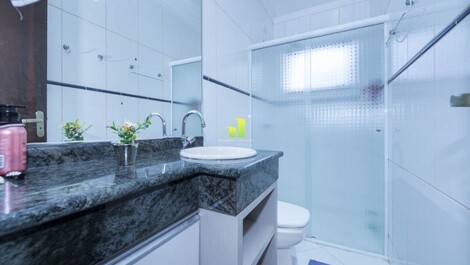 Hermosa casa de 4 dormitorios con un hermoso jardín, ubicada en...