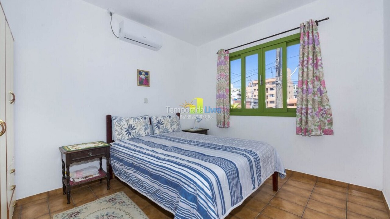 Casa para alquiler de vacaciones em Bombinhas (Praia de Bombas)