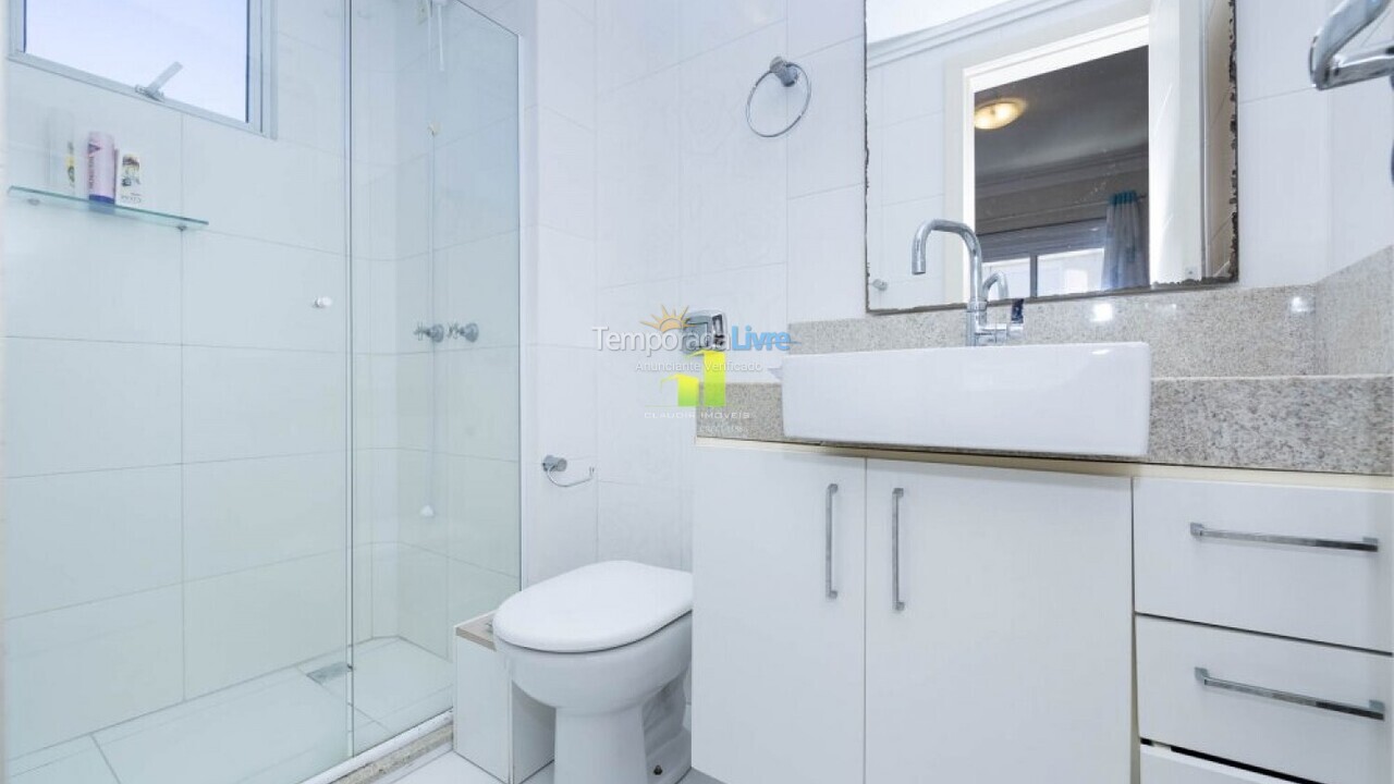 Apartamento para aluguel de temporada em Bombinhas (Praia de Bombas)