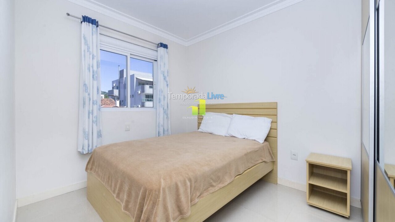 Apartamento para aluguel de temporada em Bombinhas (Praia de Bombas)