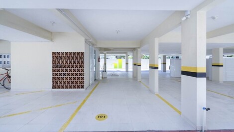 Características: 1 Master suite con aire acondicionado...