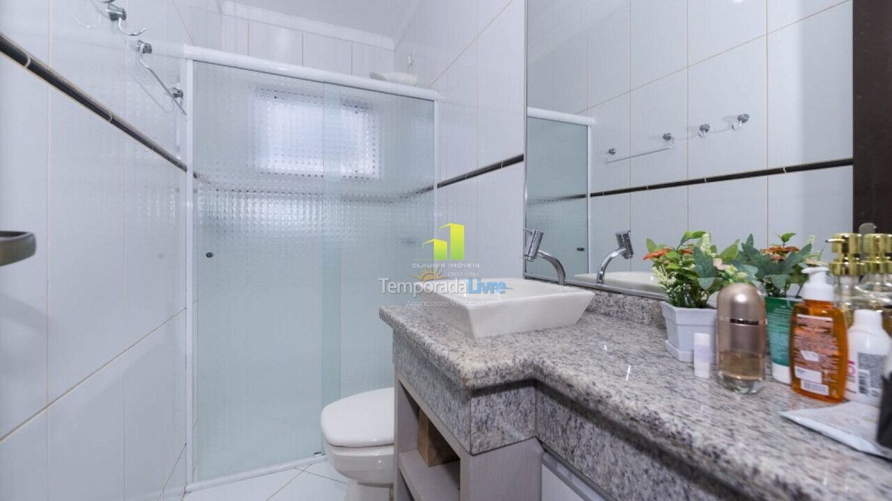 Casa para alquiler de vacaciones em Bombinhas (Praia de Bombas)