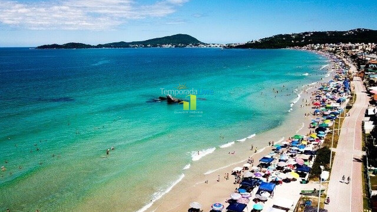 Apartment for vacation rental in Bombinhas (Praia de Bombas)