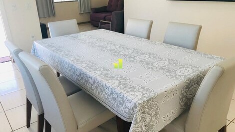 Linda Casa de 3 dormitórios, para até 8 pessoas na Linda Praia de...