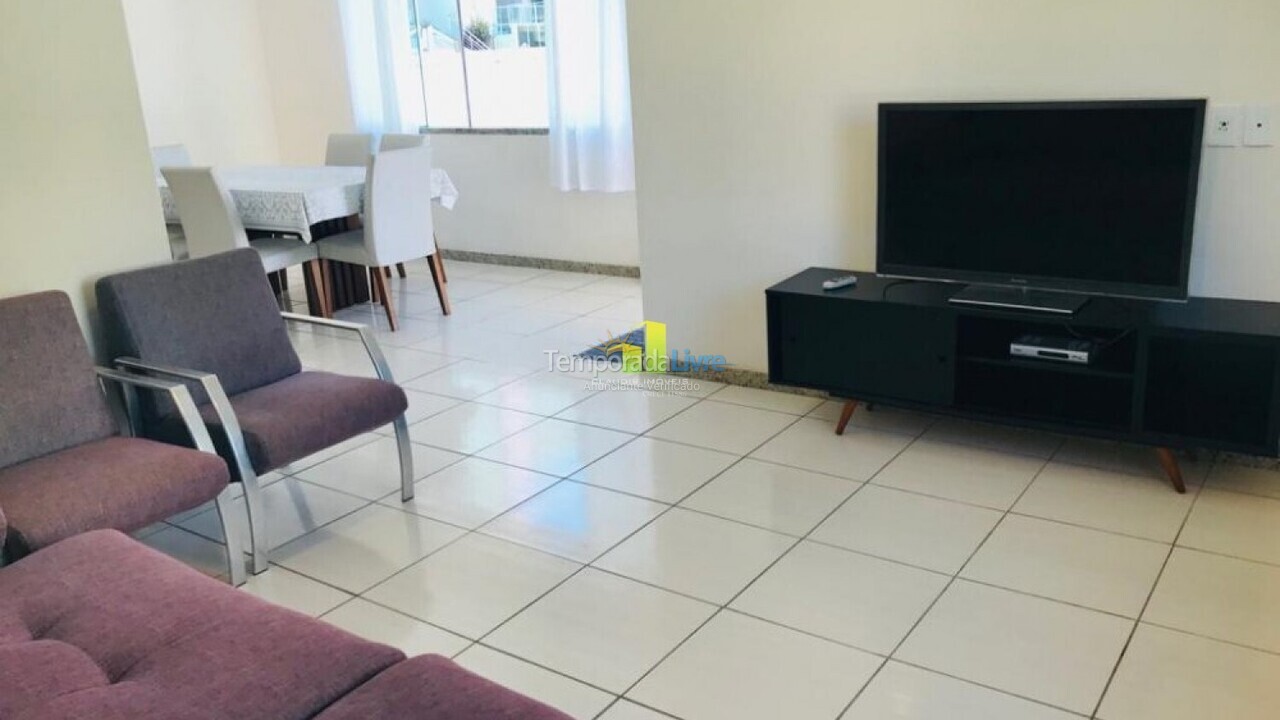 Casa para aluguel de temporada em Bombinhas (Praia de Bombas)