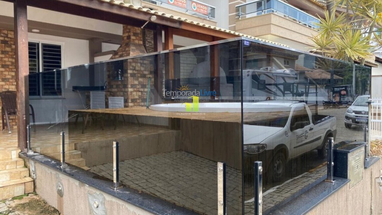 House for vacation rental in Bombinhas (Praia de Bombas)