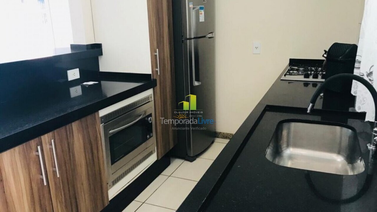 Casa para aluguel de temporada em Bombinhas (Praia de Bombas)