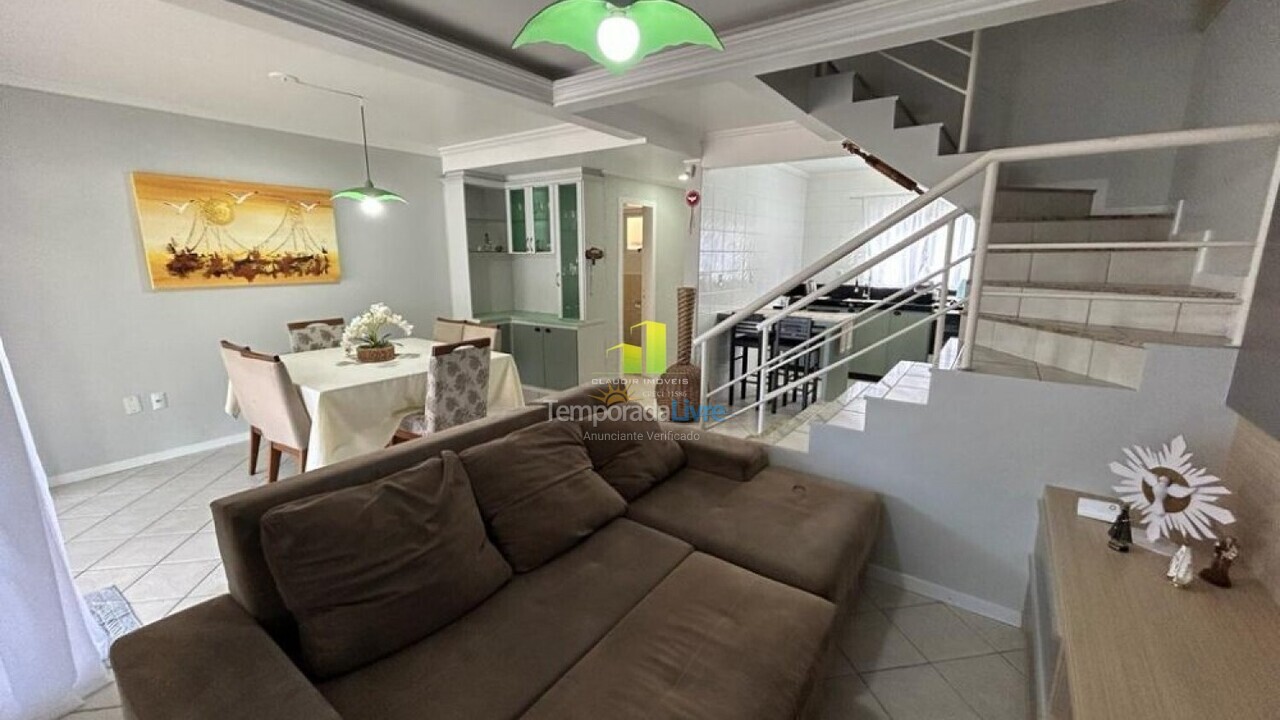 House for vacation rental in Bombinhas (Praia de Bombas)