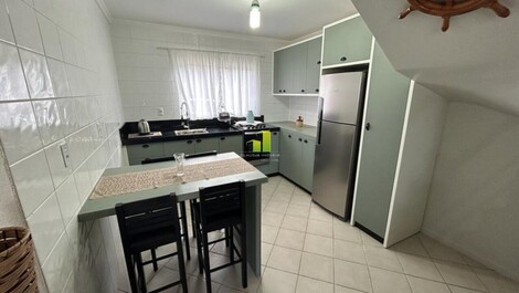 Charming house on the beachfront, Bombas Beach - SC....