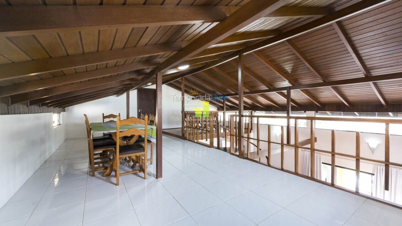 House for vacation rental in Bombinhas (Praia de Bombas)