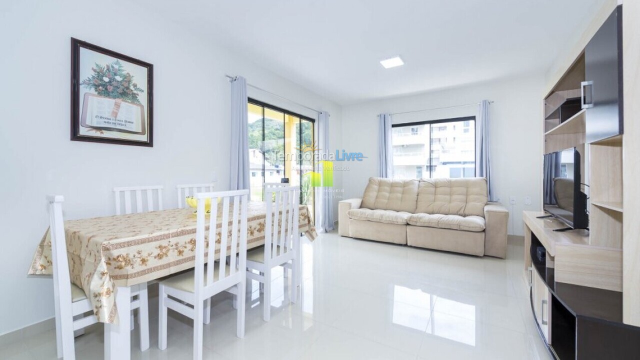 House for vacation rental in Bombinhas (Praia de Bombas)