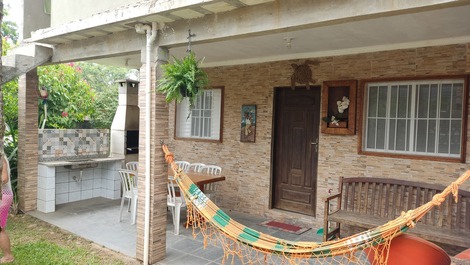 CASA PRAIA DE MARANDUBA SIMONE