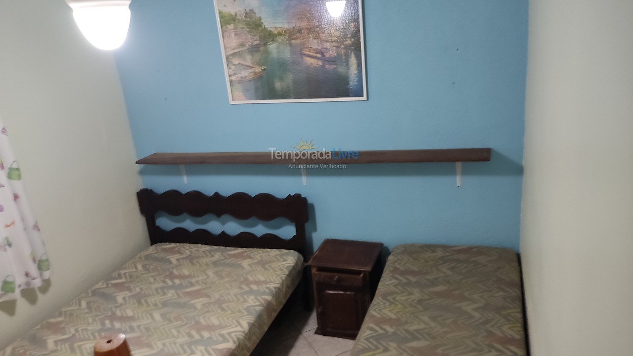 Casa para aluguel de temporada em Ubatuba (Maranduba)