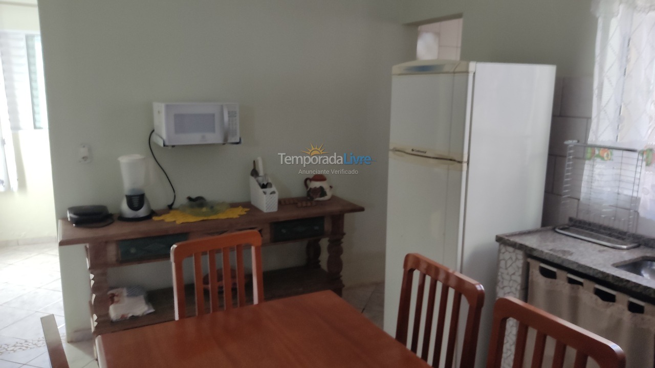 Casa para aluguel de temporada em Ubatuba (Maranduba)