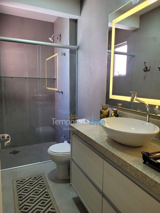 Apartamento para aluguel de temporada em Florianopolis (Praia dos Ingleses)