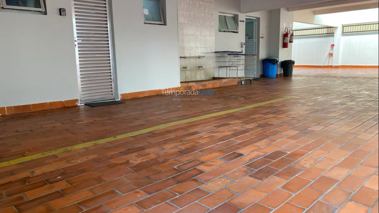 Apartamento para alquiler de vacaciones em Guarujá (Pitangueiras)