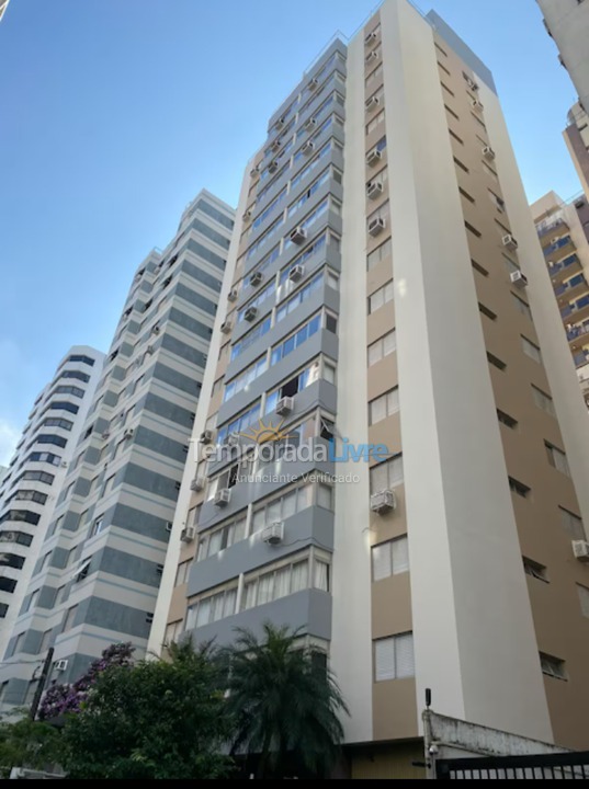Apartamento para alquiler de vacaciones em Guarujá (Pitangueiras)